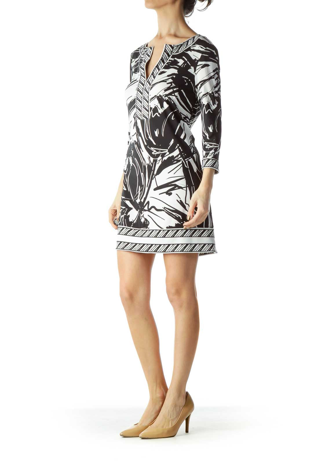 Black Cream Leaf Print Shift Dress