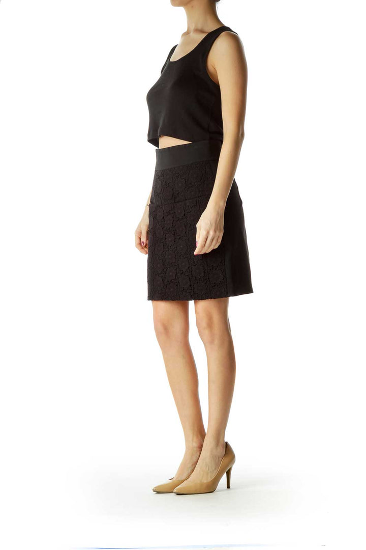 Black Flower Textured Front A-Line Skirt