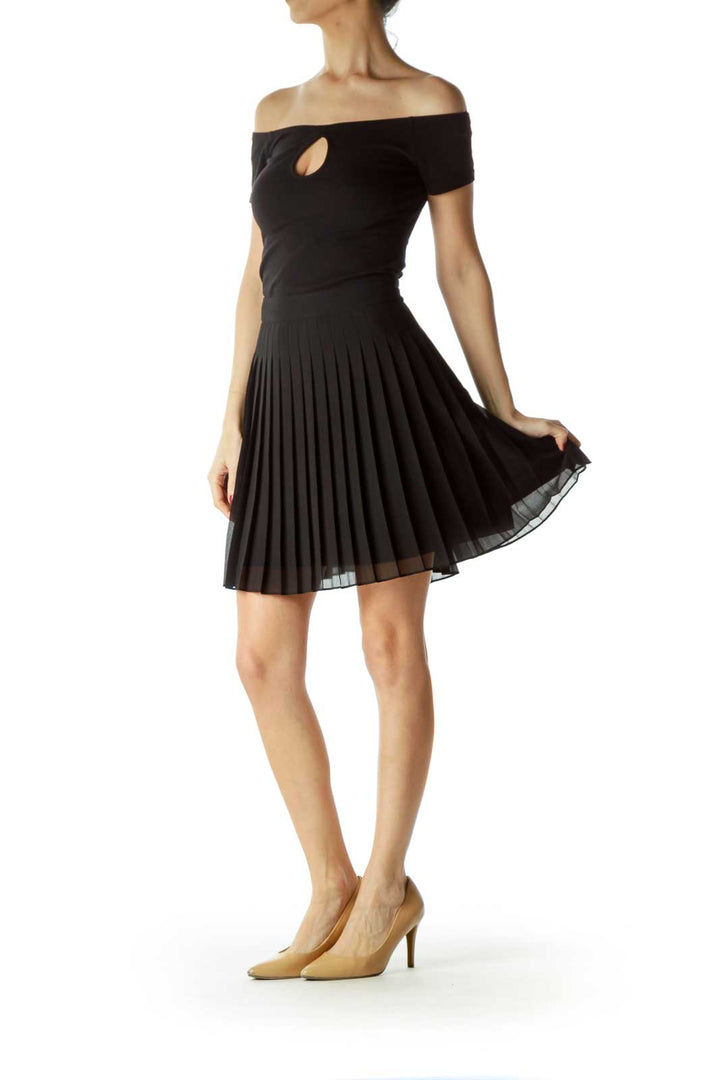 Black Pleated Mini Skirt