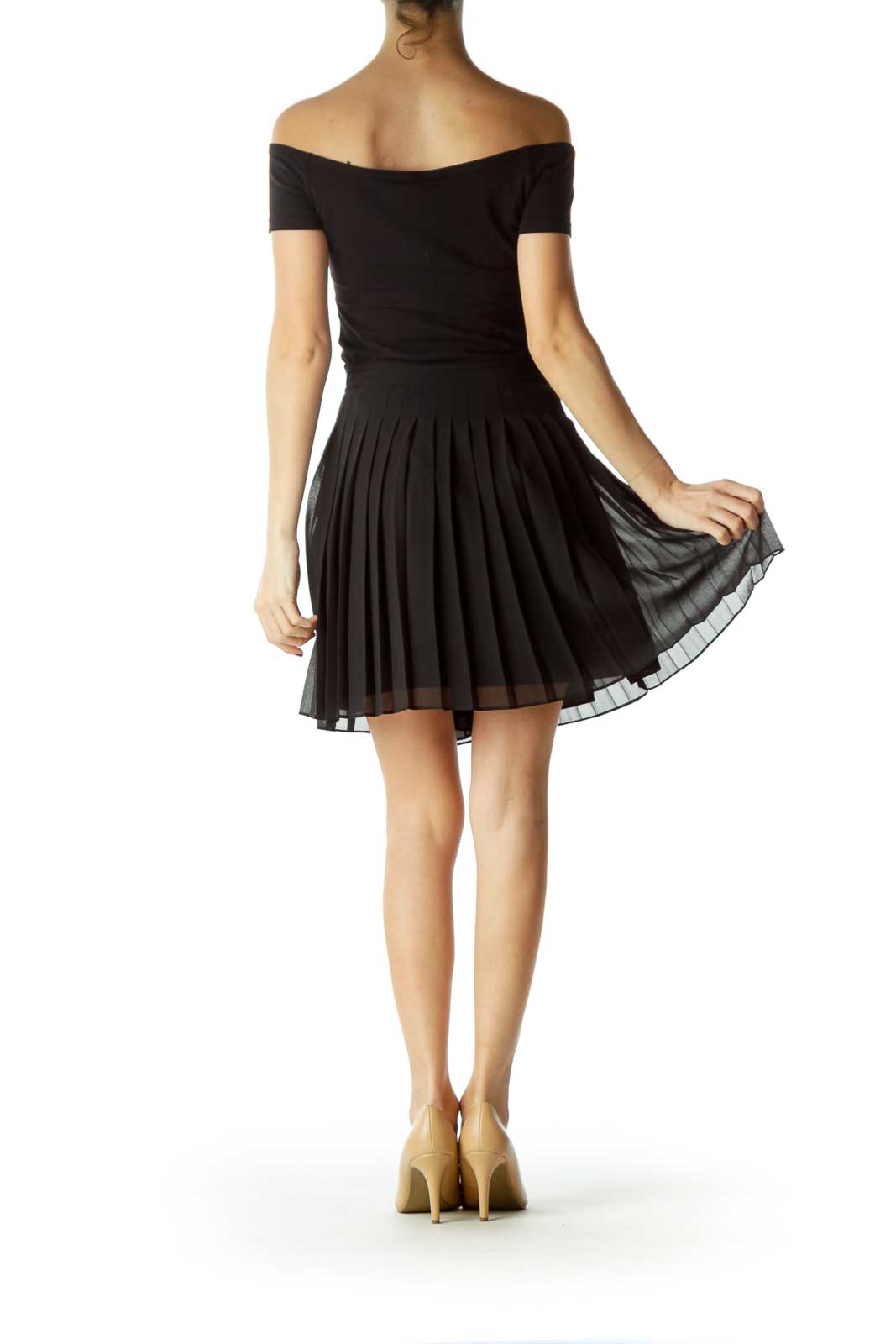 Black Pleated Mini Skirt