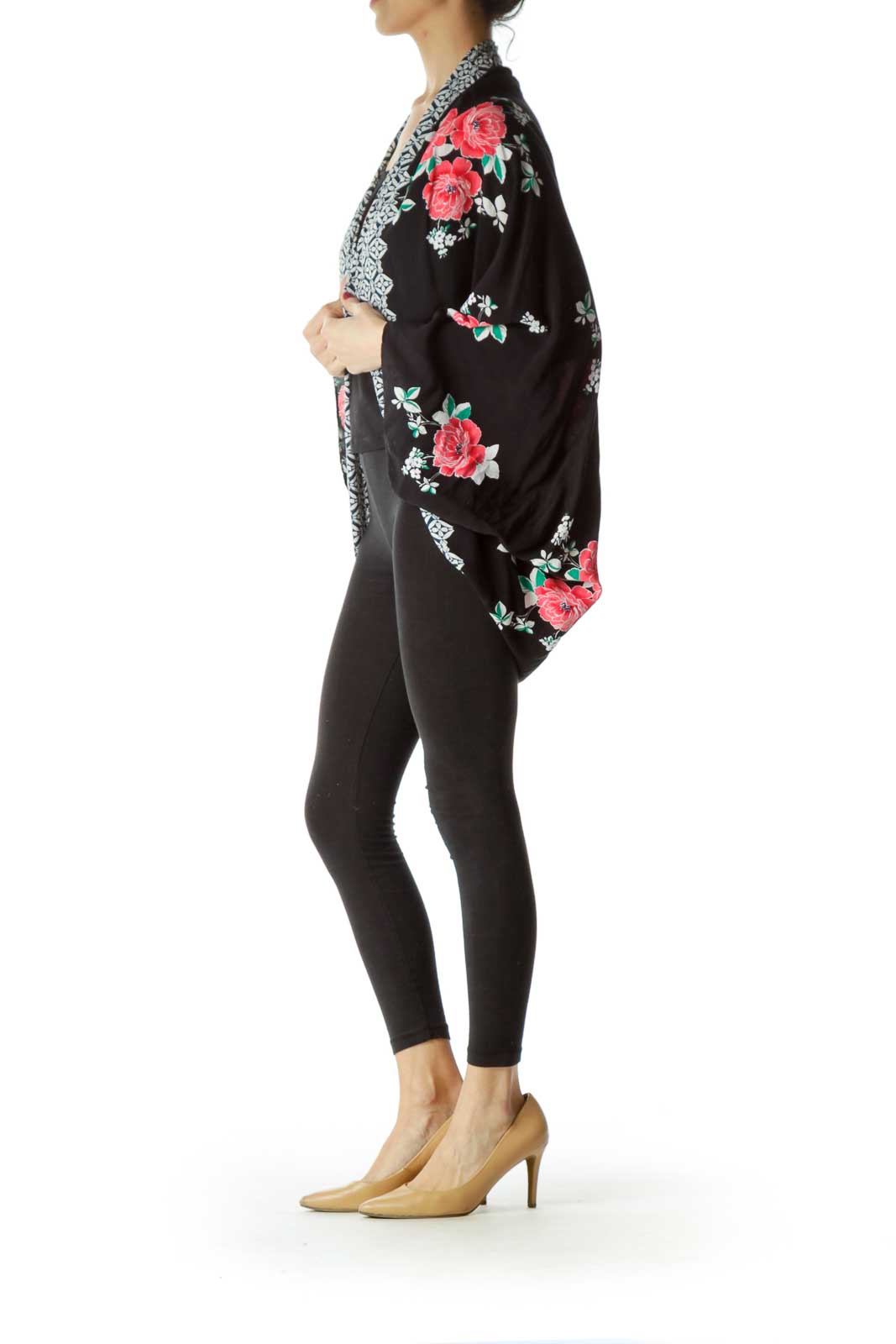 Black Bat-Sleeve Floral Printed Vest