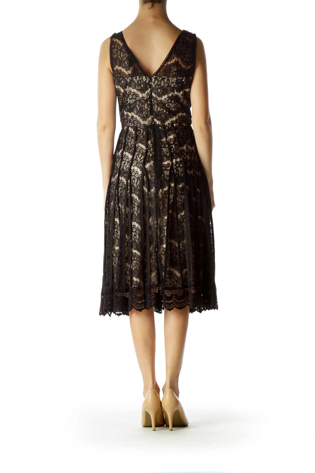 Black Beige Pleated Lace Cocktail Dress