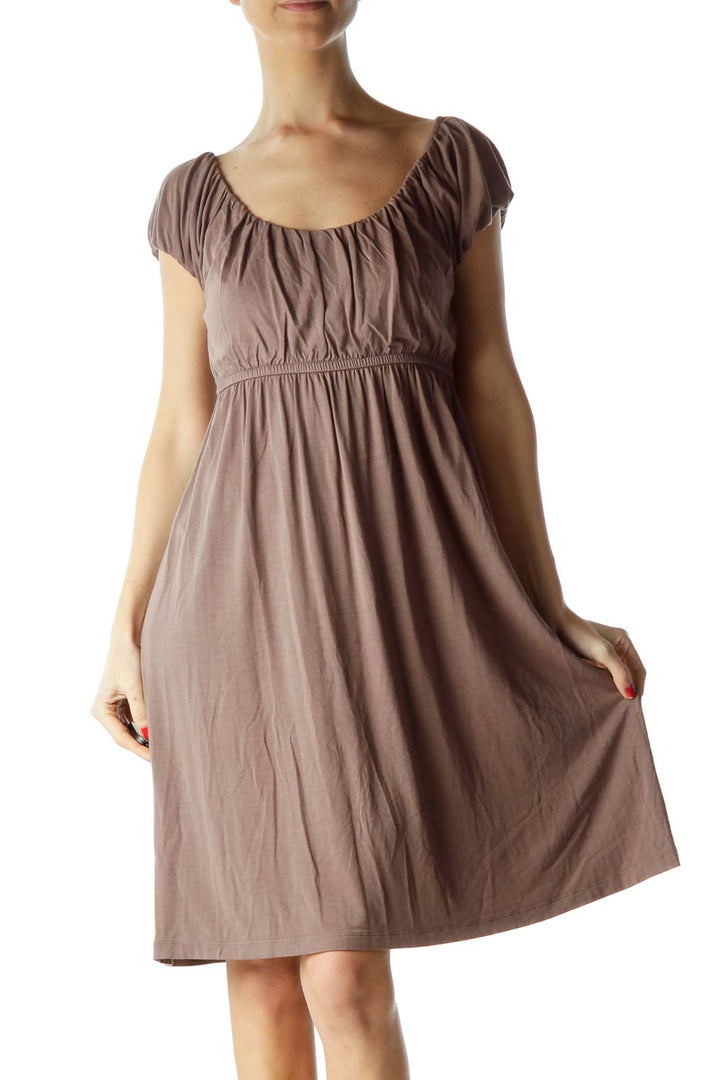 Brown Off-Shoulder Cap Sleeve Day Dress