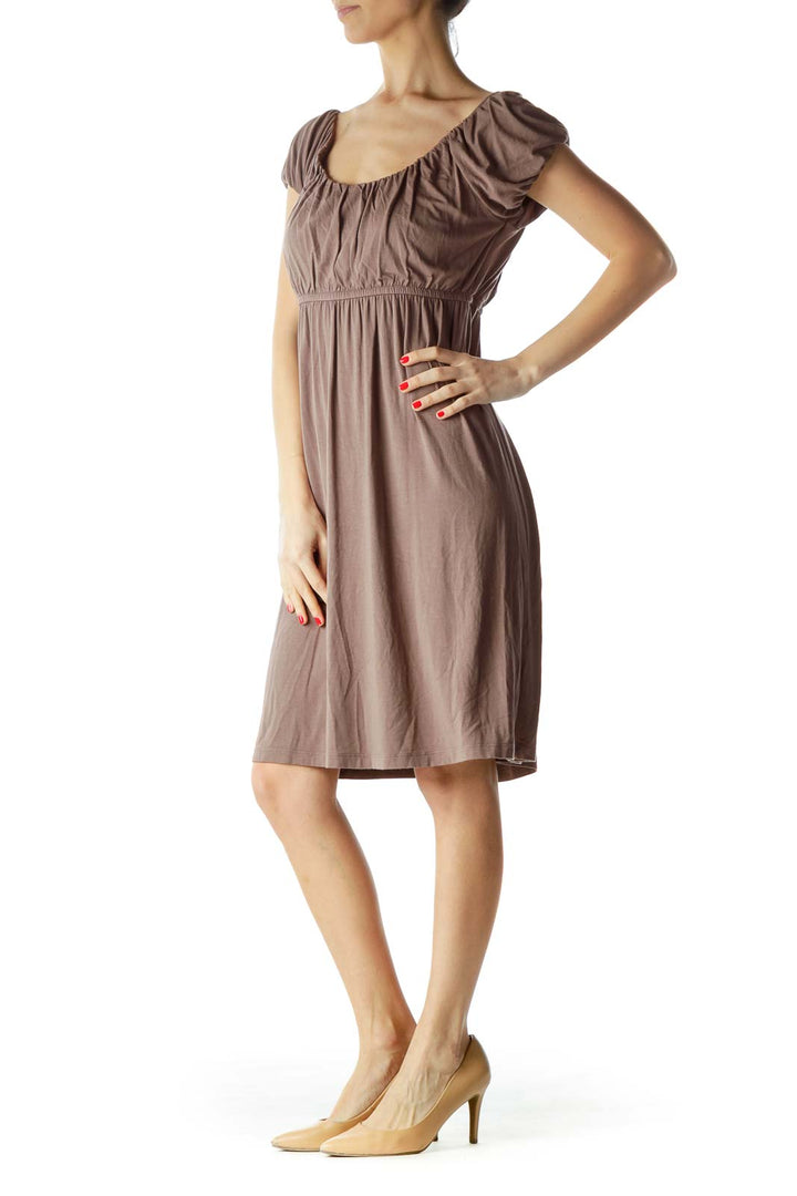 Brown Off-Shoulder Cap Sleeve Day Dress