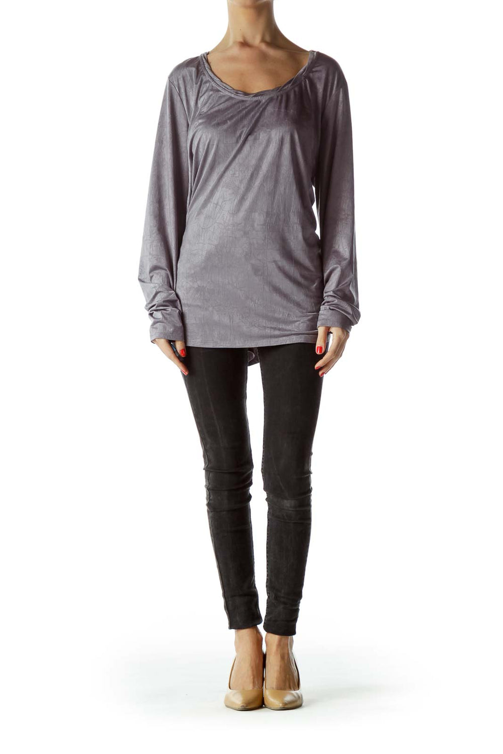 Front view of gray long sleeve top by Simply Vera Vera Wang