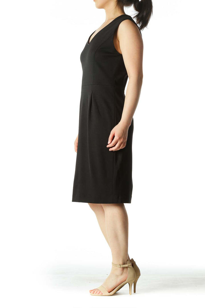 Black V-neck Slim Dress