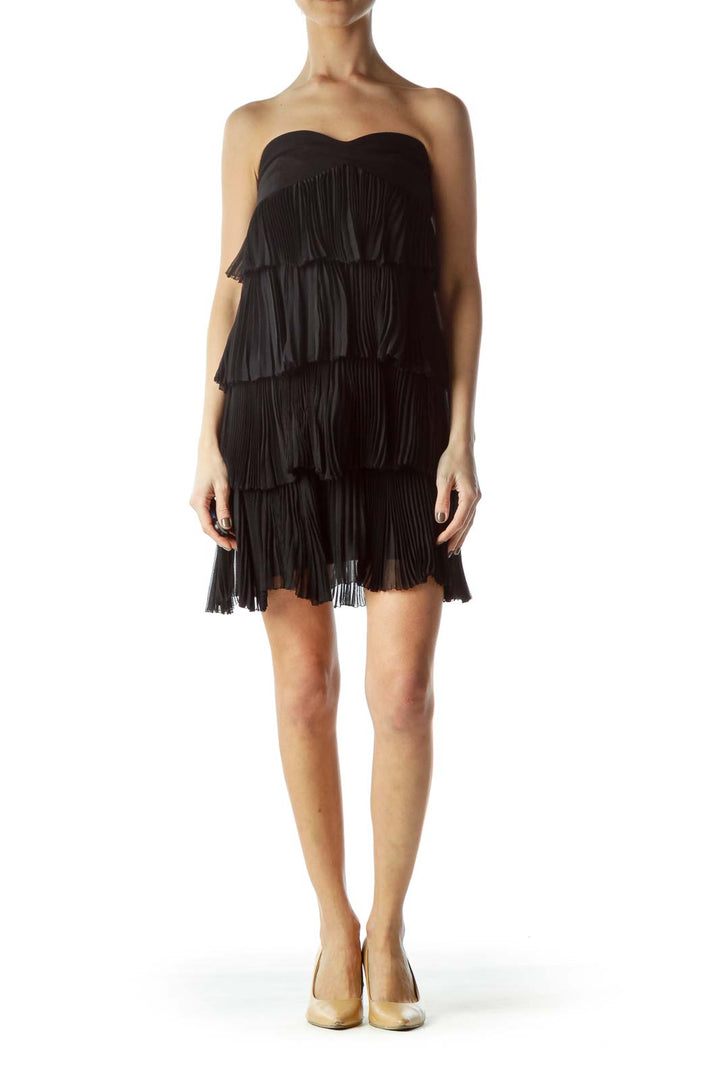 Black Pleated Sweetheart Neckline Flared Cocktail Dress