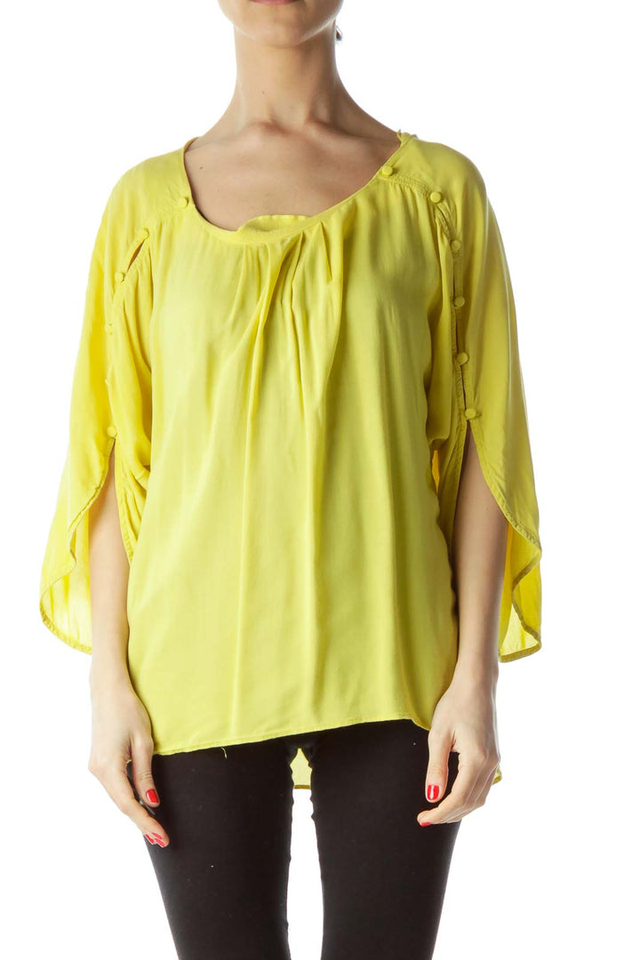 Front view of yellow Maeve top with batwing sleeves