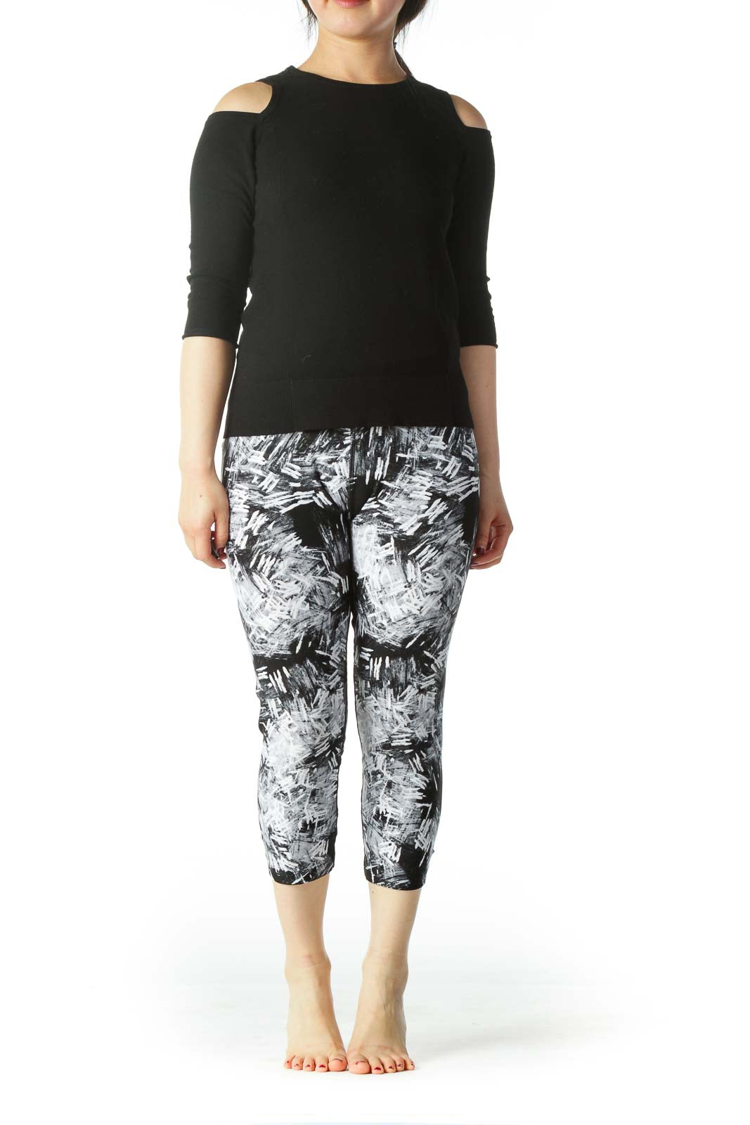 Black and White Capri Yoga Pant