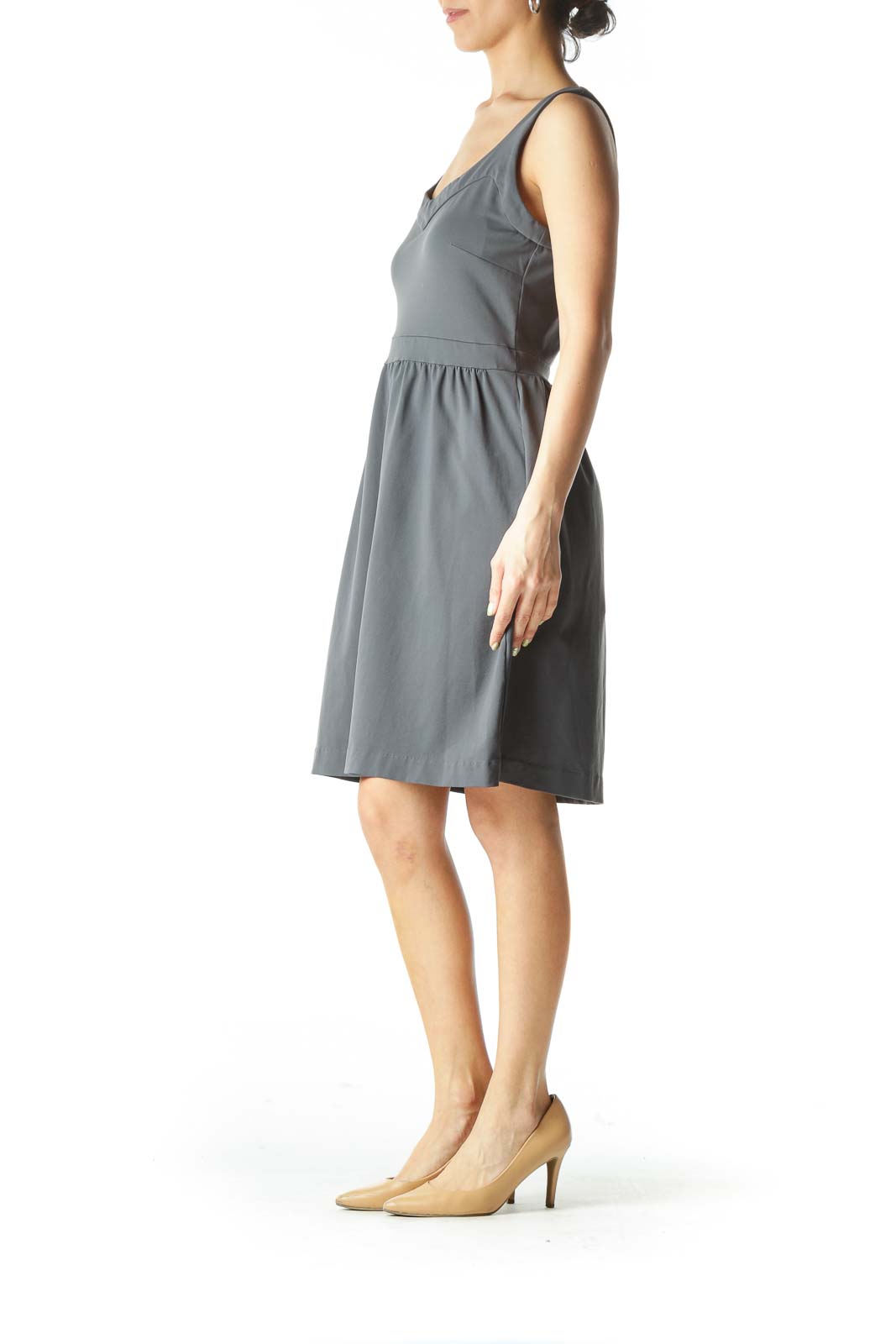 Gray Banded-Neckline Sheath-Waist Day Dress