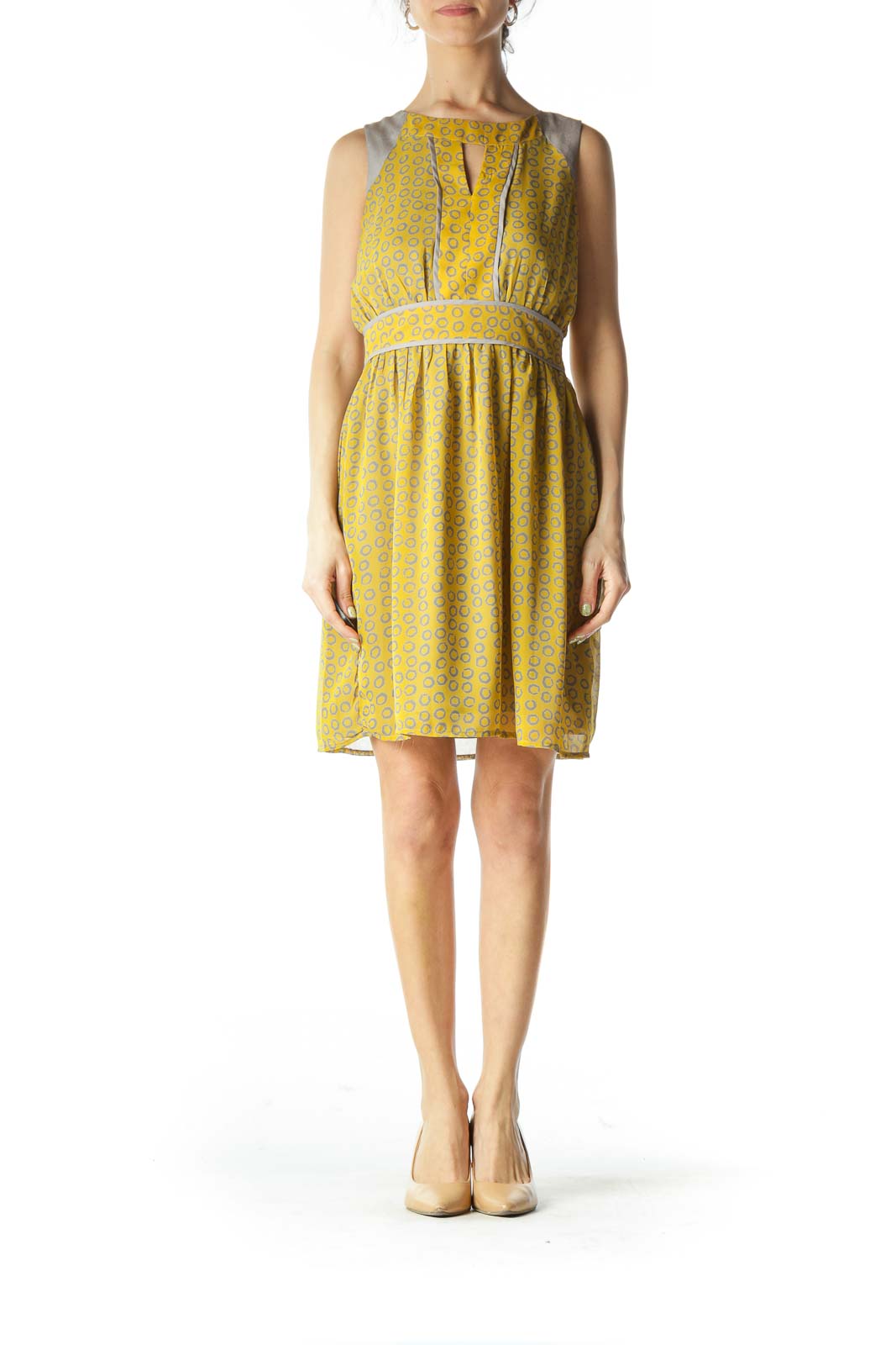 Gray and Yellow Circle-Patterned Peep-Hole Day Dress