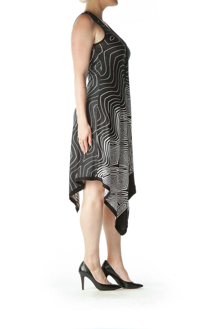 Black and White Abstract-Designed Uneven-Hem Tank Dress