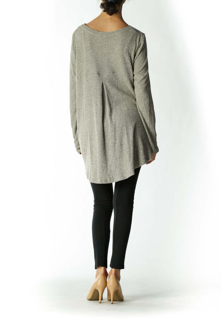 Beige Ribbed Long-Sleeve Flowy Knit Toplogn