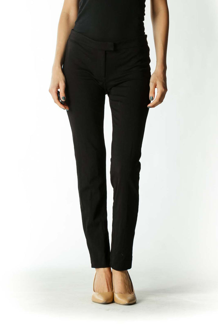 Black Mid-Rise Jeggings with Rear-Pockets