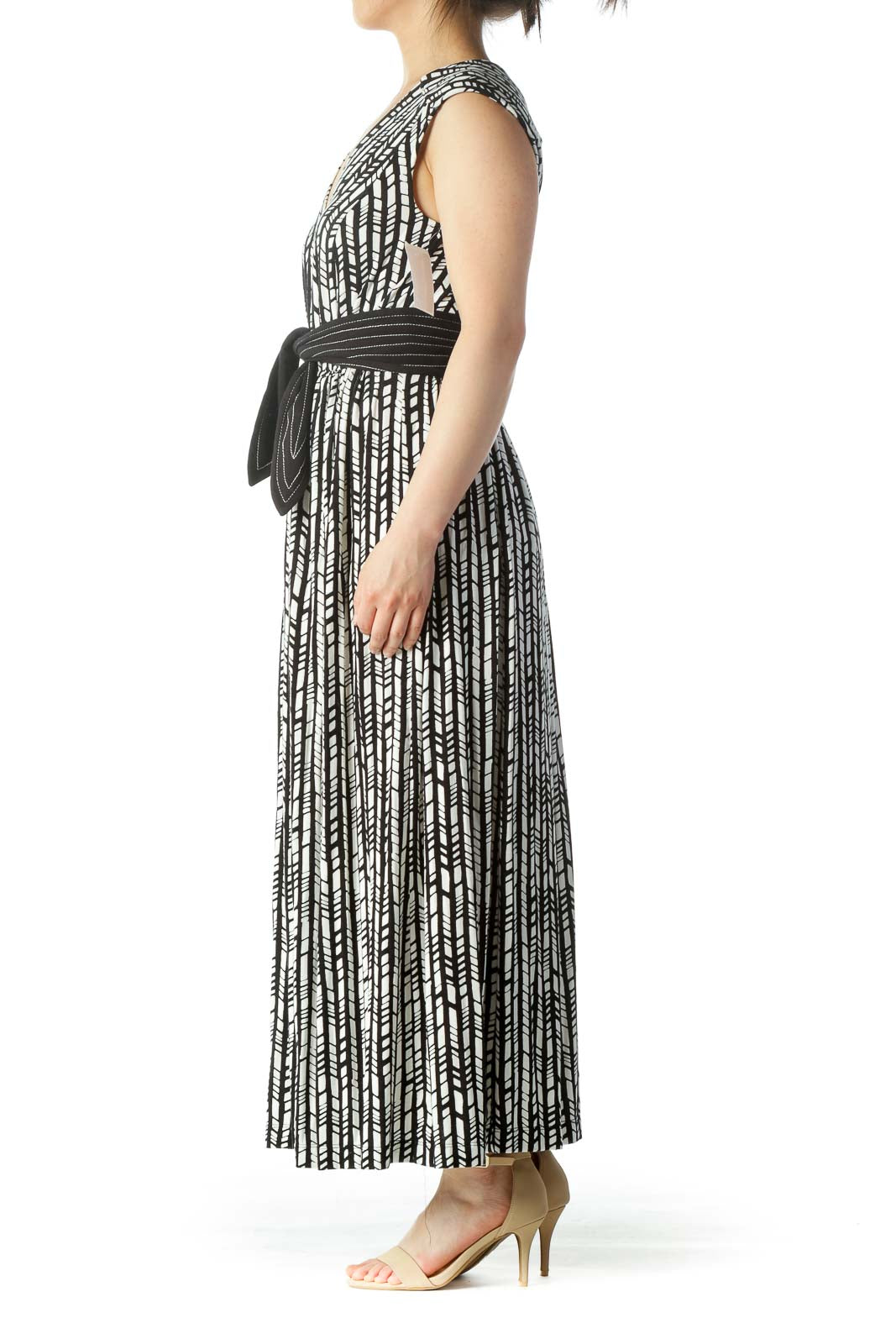 Black White Geo Patterned Maxi Dress