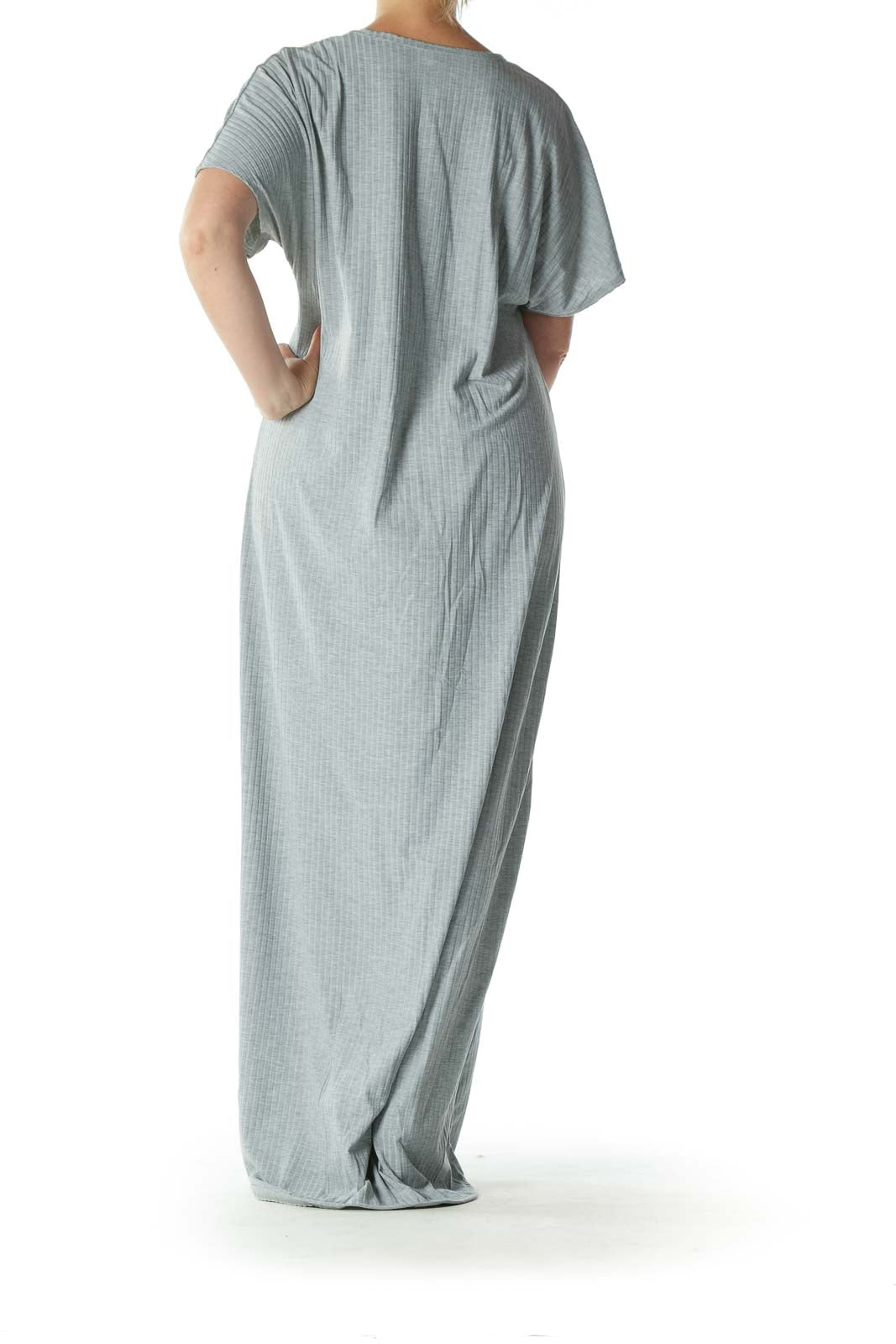 Gray Short-Sleeve Stretch Textured Maxi Dress