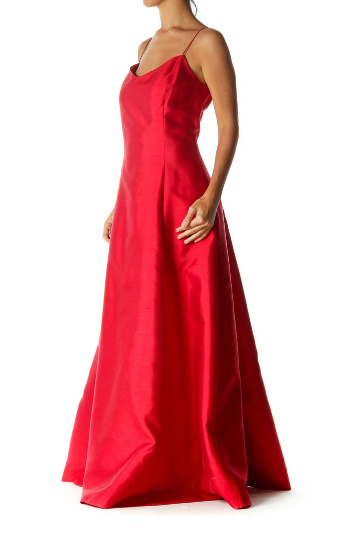 Red Silk Blend Sweetheart Neckline Spaghetti Strap Back V-Neck Evening Dress