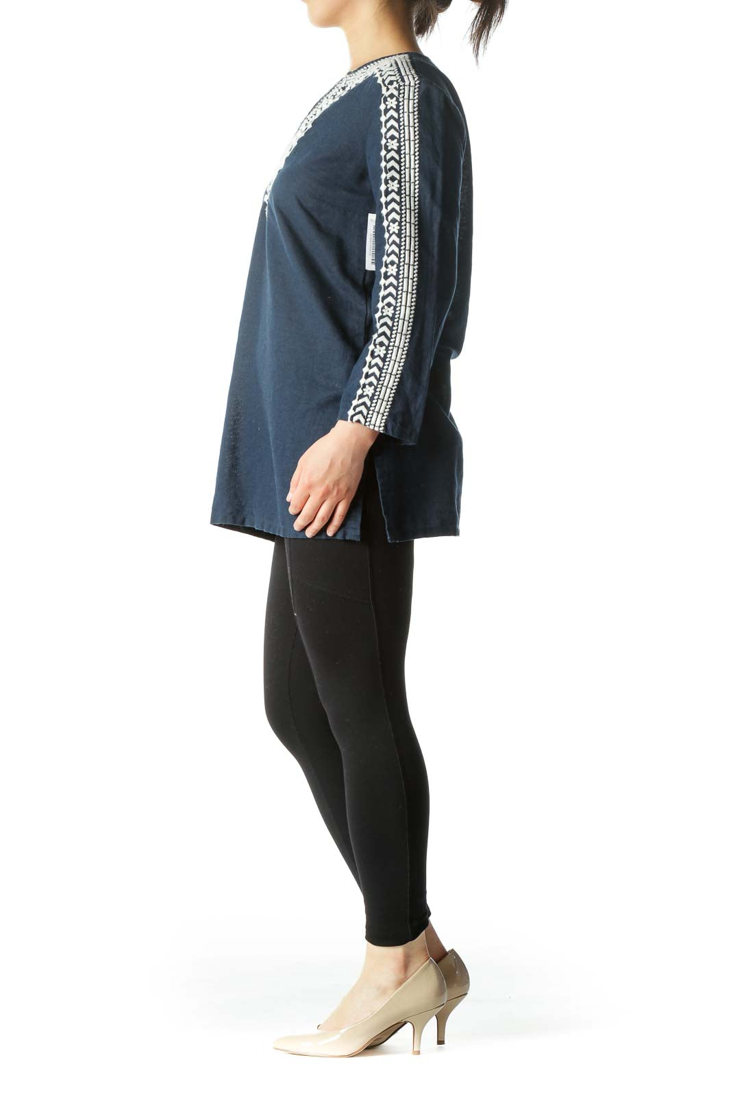 Navy-Blue White Embroidery Detail Knit Tunic Top