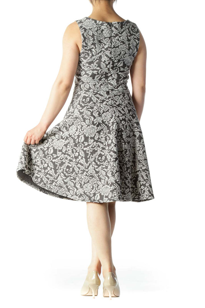 Gray Floral-Design Flared Sleeveless Knit Dress