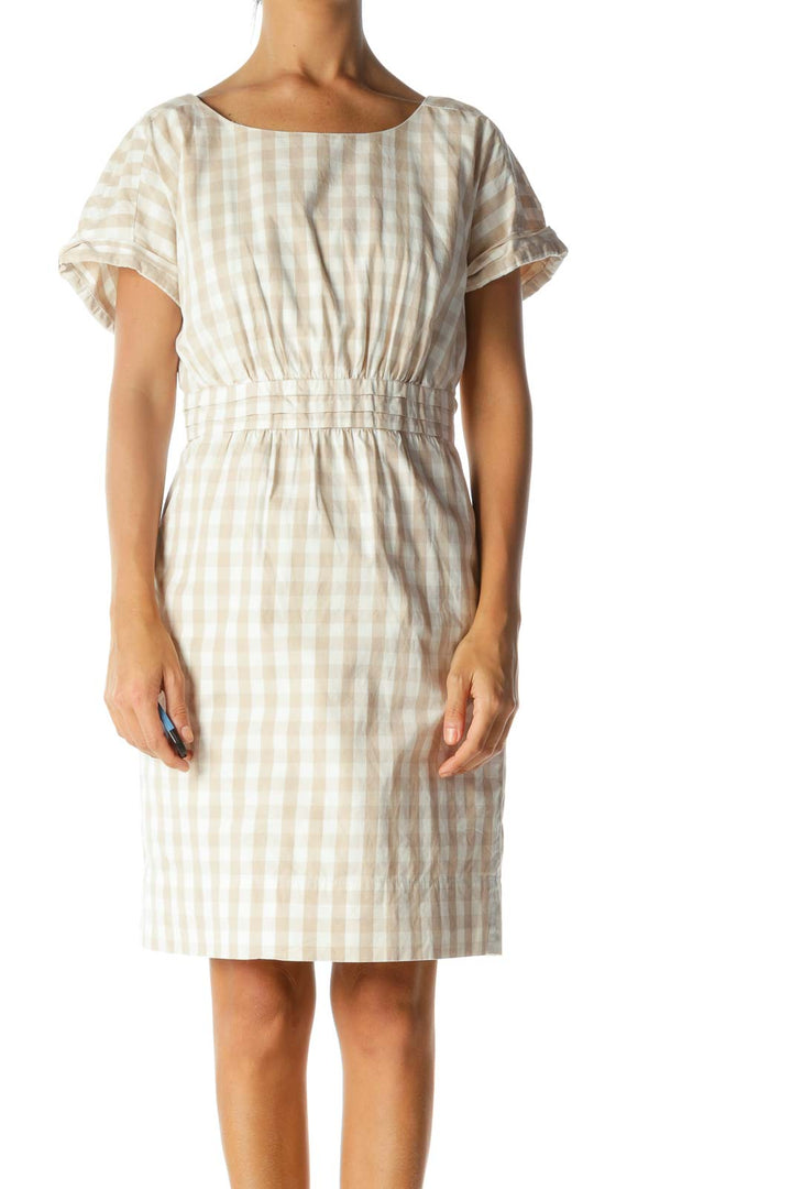 Beige Cream Gingham Short Sleeve Pleated Pocketed Dress