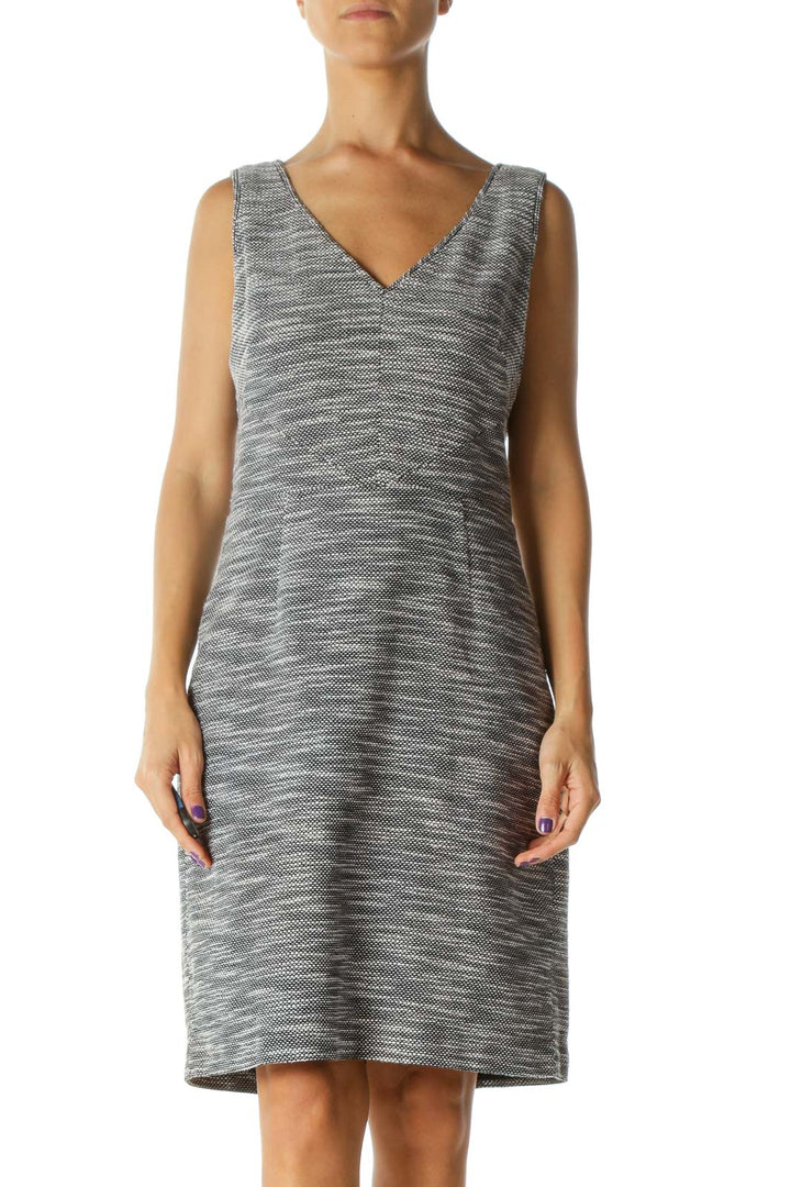 Black and White Sheath V-Neck Dress