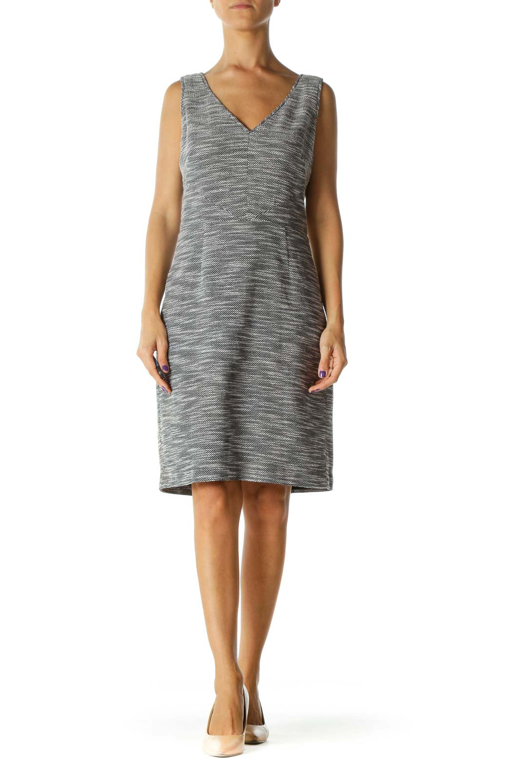 Black and White Sheath V-Neck Dress