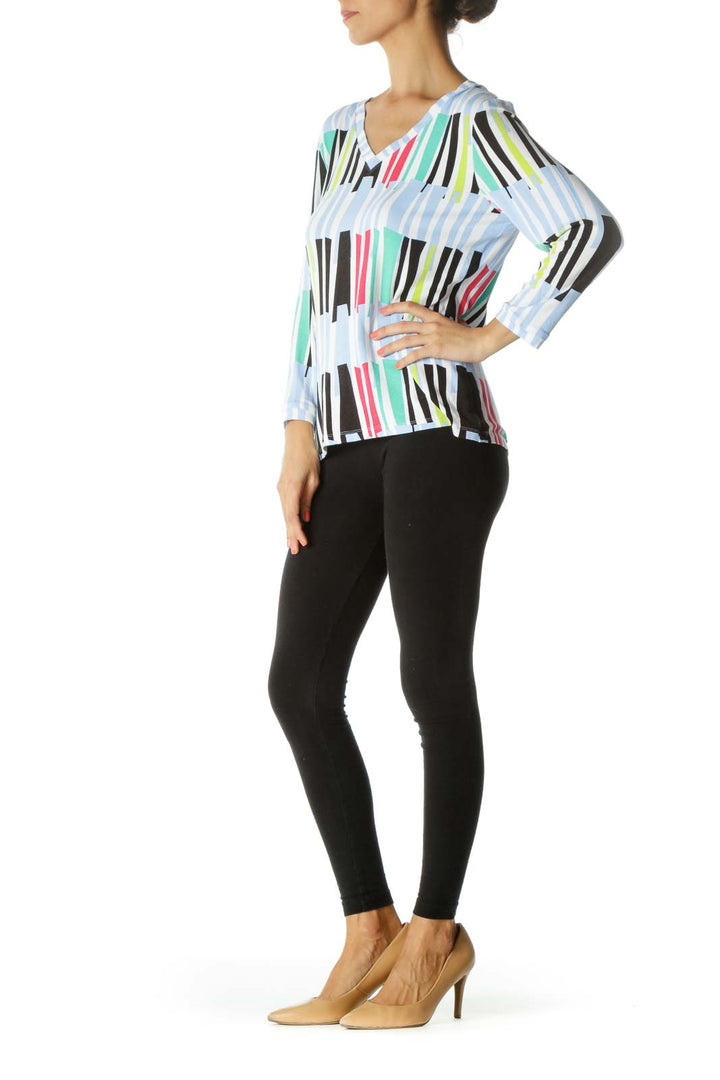 Multicolored V-Neck Front and Back Print 3/4 Sleeve Top