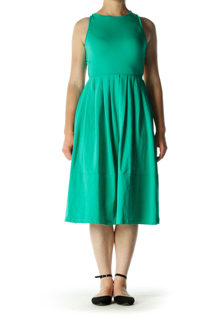 Green Cut-Out Back Day Dress