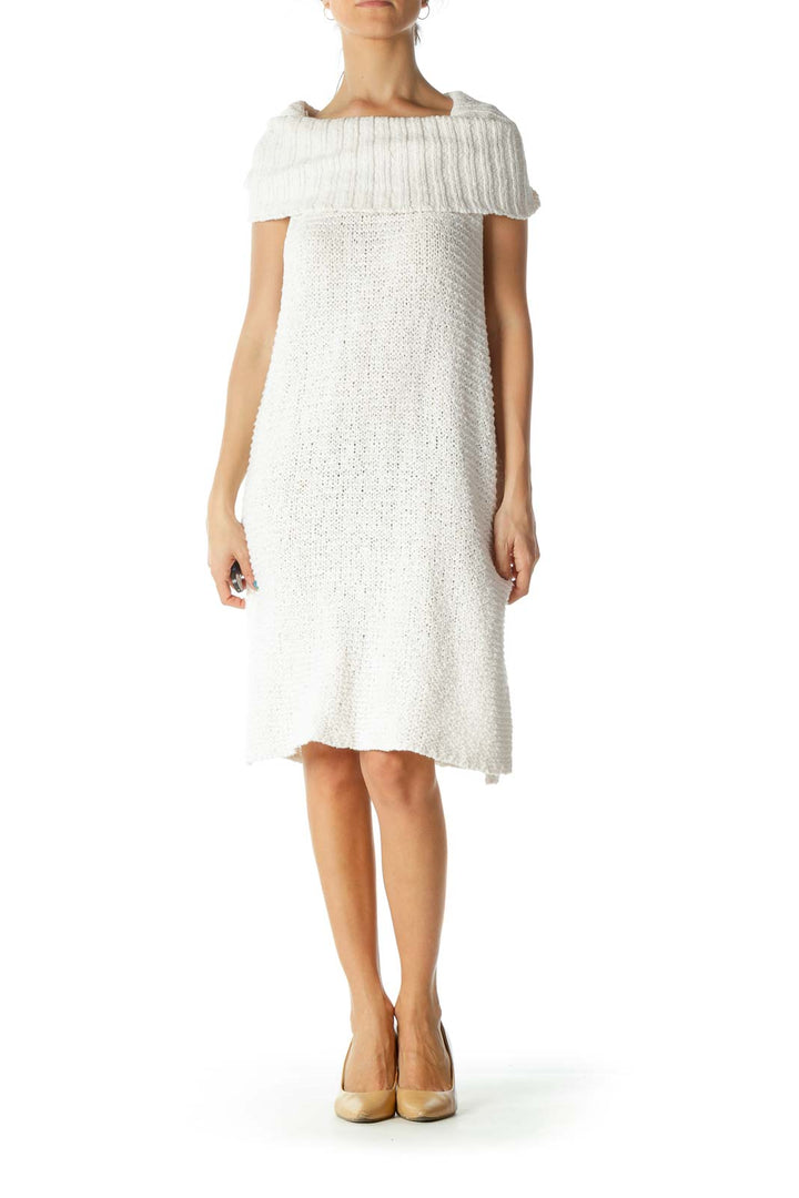 Cream Turtle Sleeveless Slitted Knit Dress