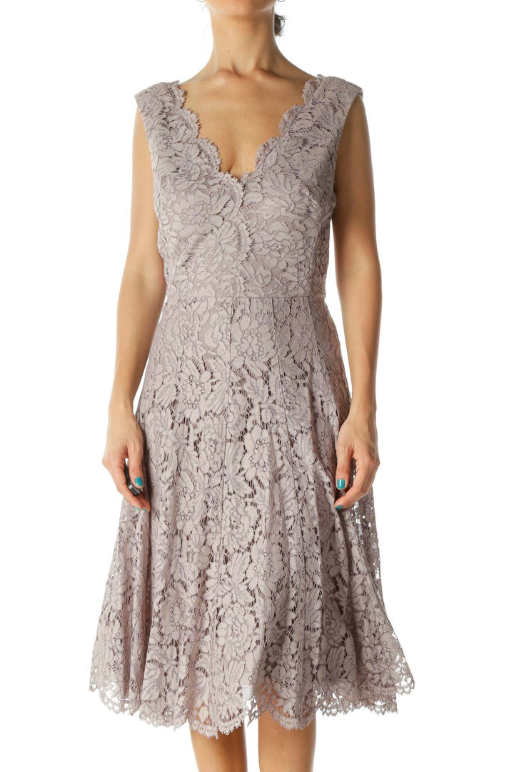 Light Purple V-Neck Lace Flared Dress