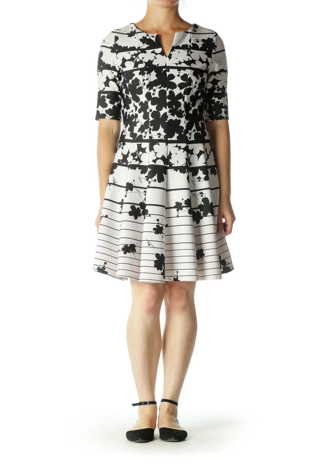 Black White Floral Print V-Neck Dress