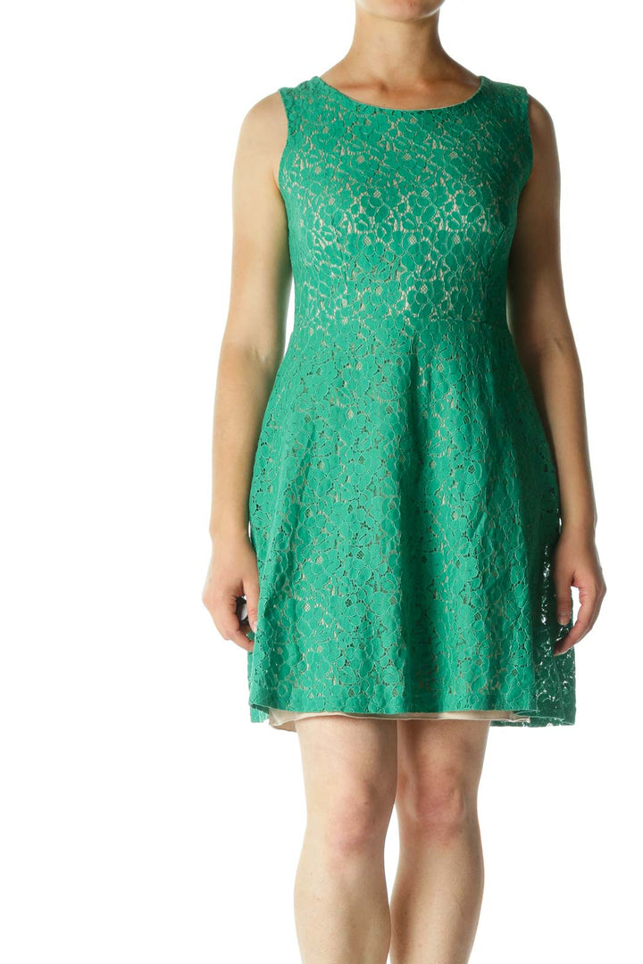 Green Lace Cocktail Dress with Cut-Out Back