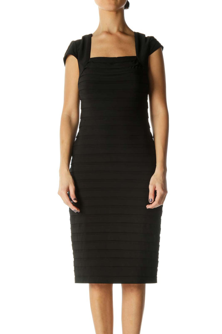 Black Solid Square Neck Sheath Dress