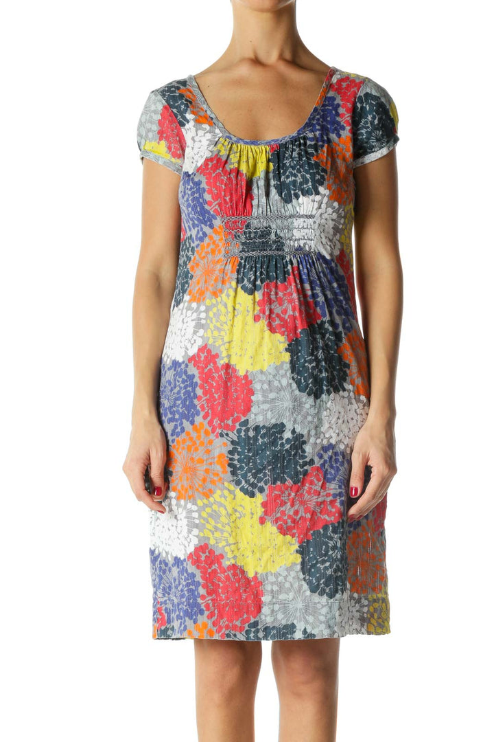 Gray and Multicolor Print Short Sleeve Dress