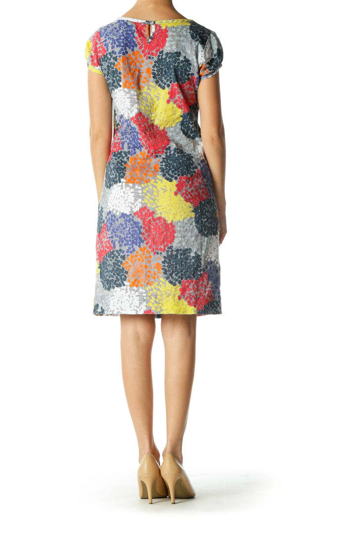 Gray and Multicolor Print Short Sleeve Dress