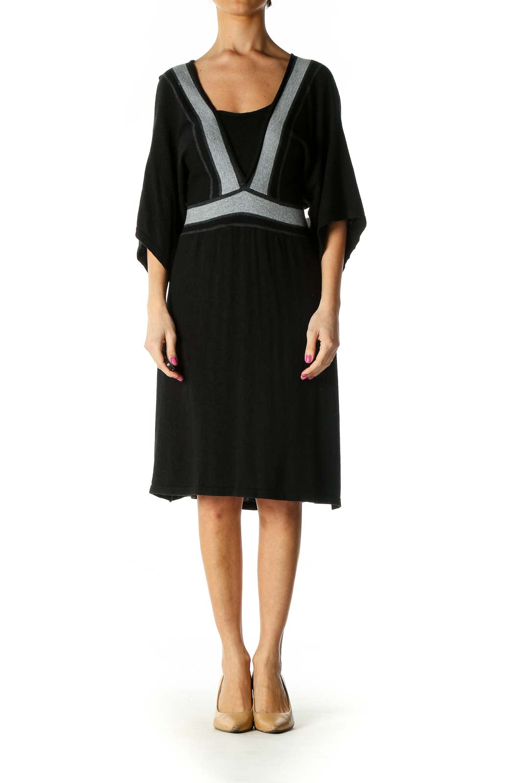 Black Solid Shift Dress