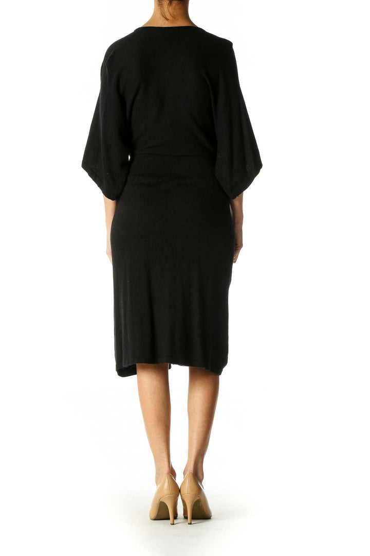 Black Solid Shift Dress