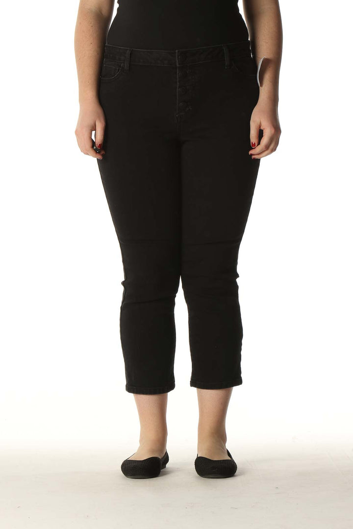 Black Solid Casual Capri Pants