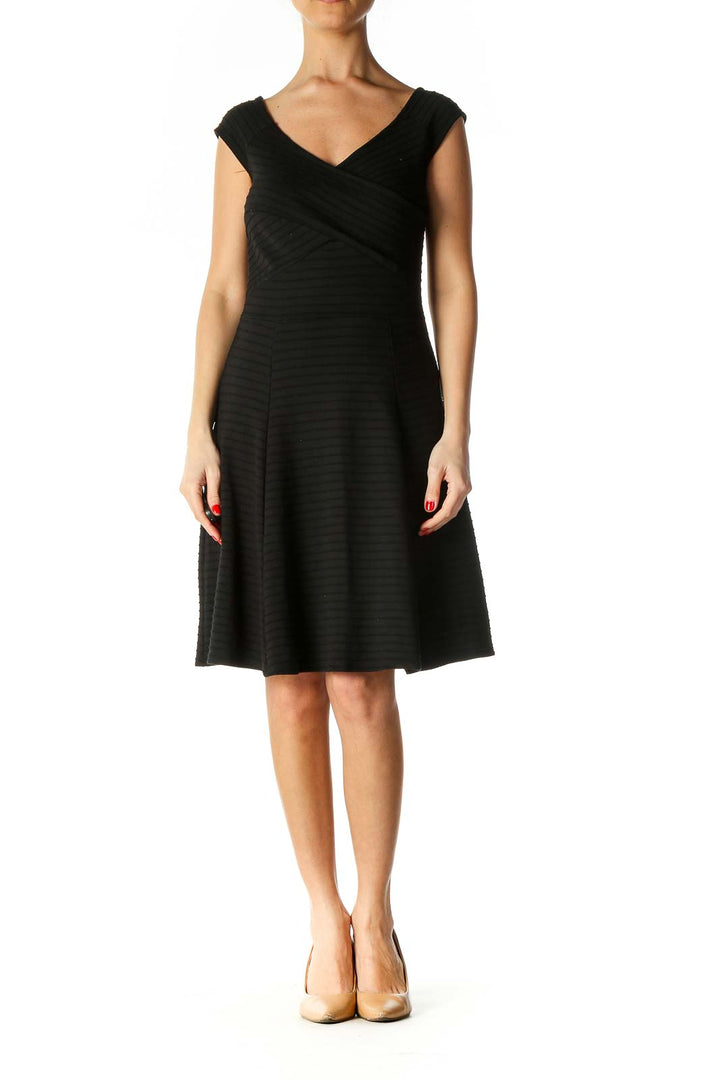 Black Solid Casual A-Line Dress