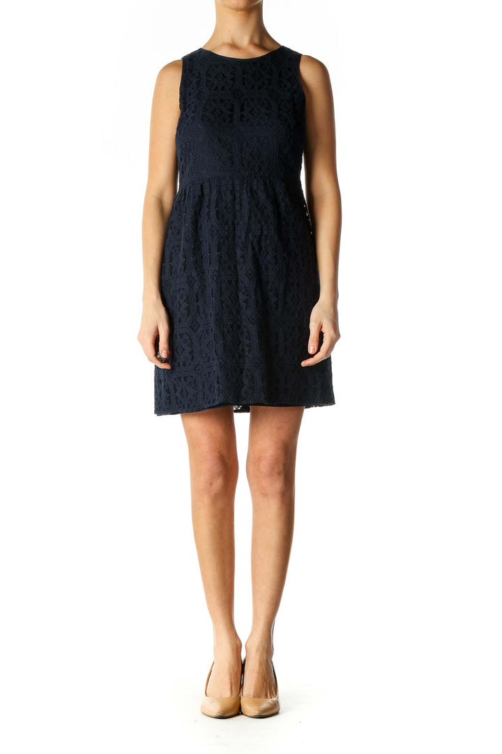 Black Solid Casual Shift Dress