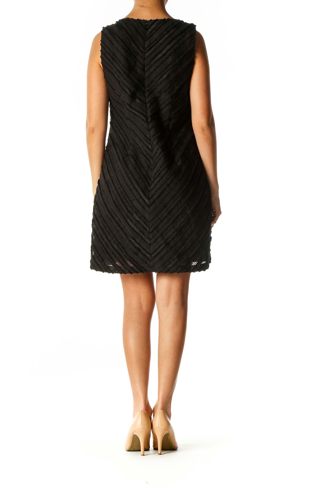 Black Solid Casual Shift Dress