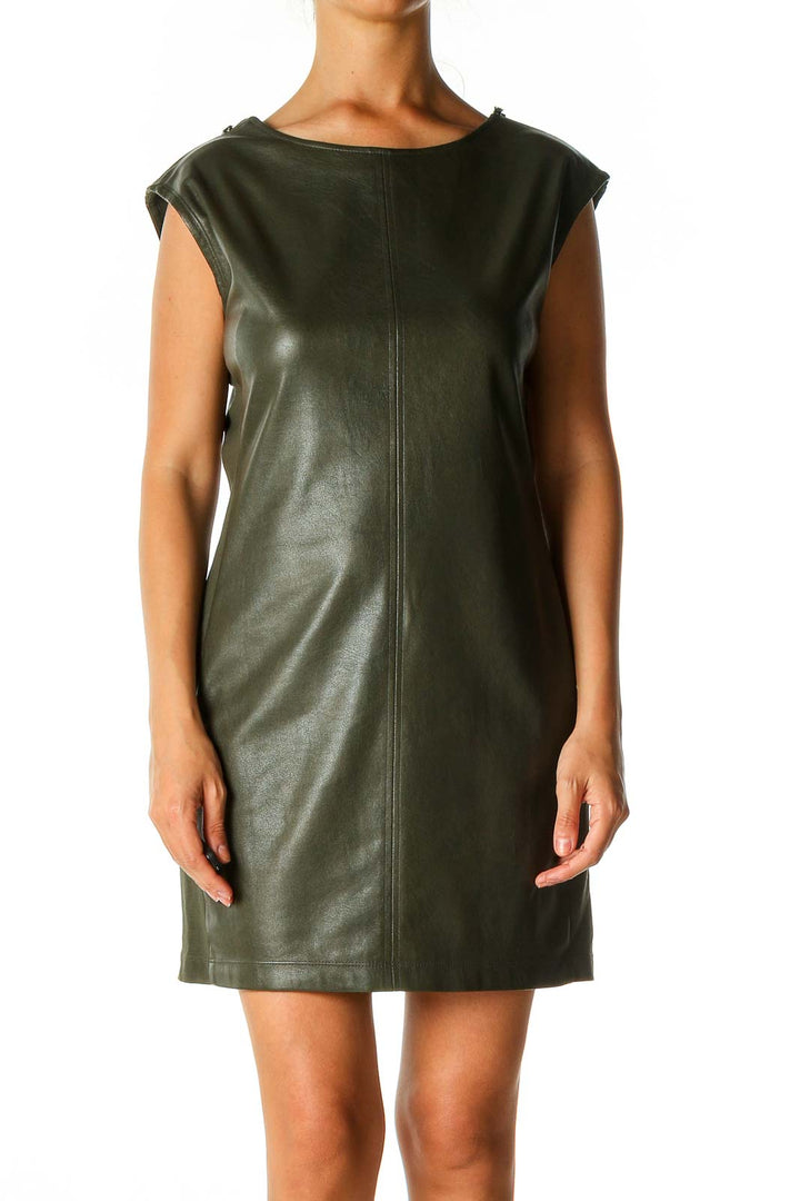 Green Solid Chic Shift Dress