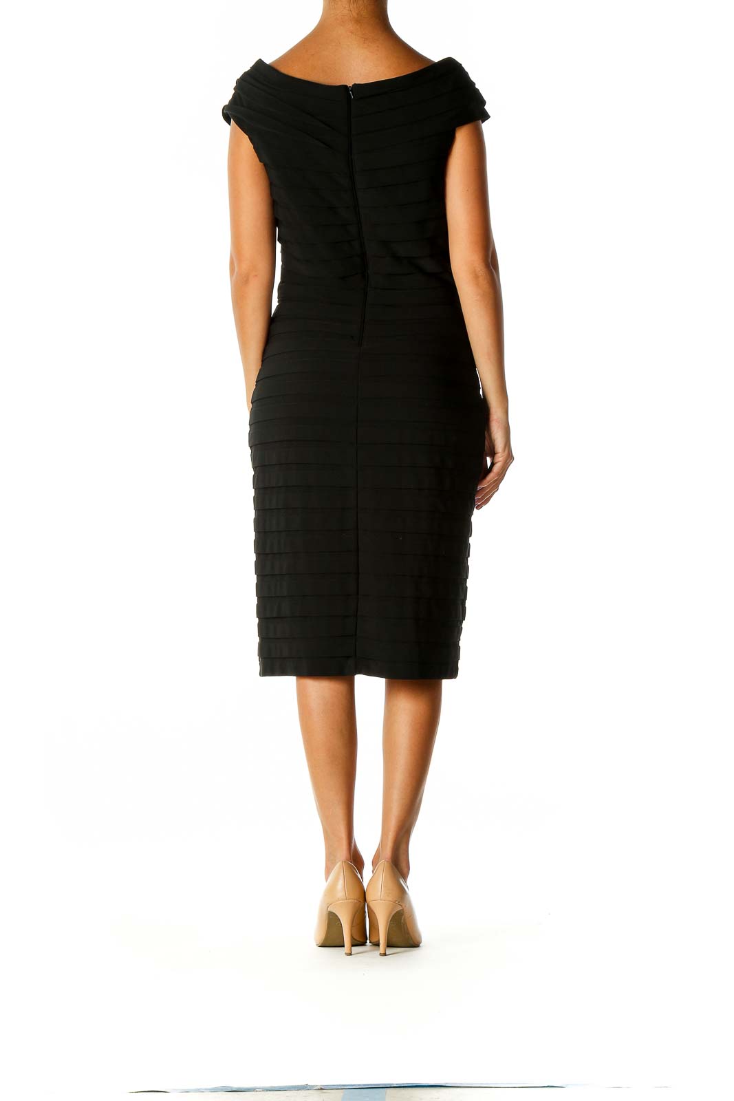 Black Solid Chic Sheath Dress