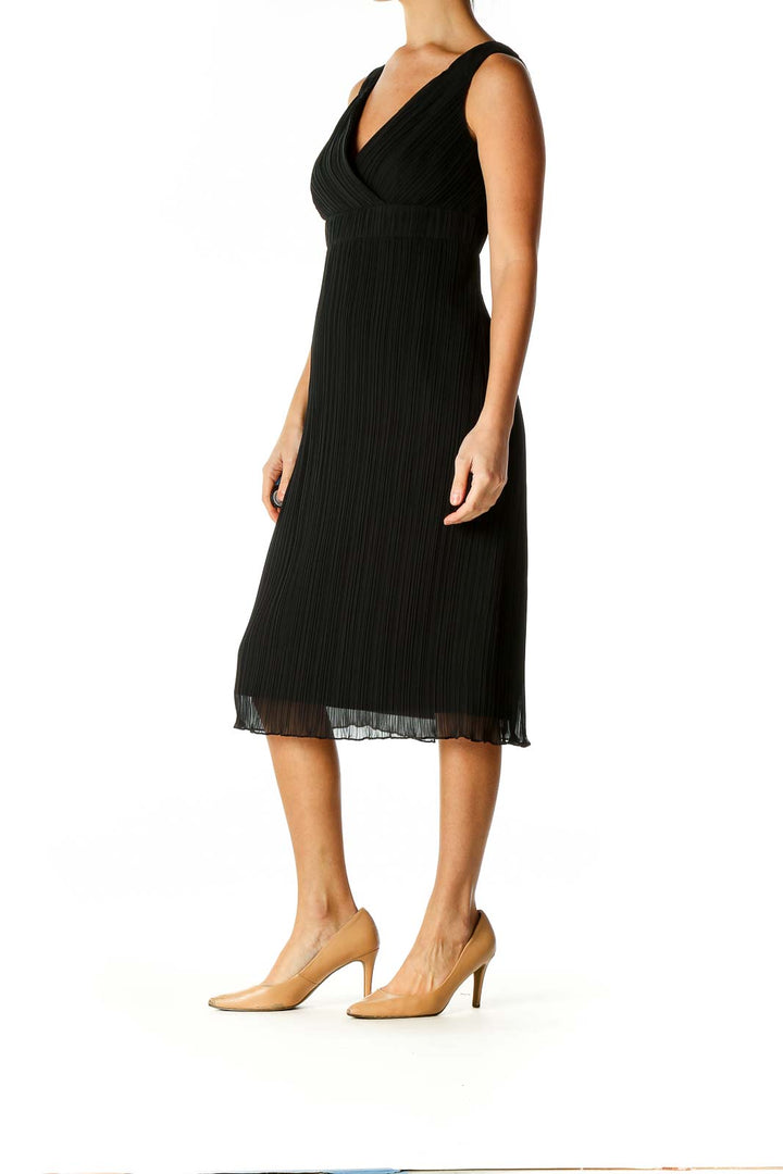 Black Solid Classic Sheath Dress