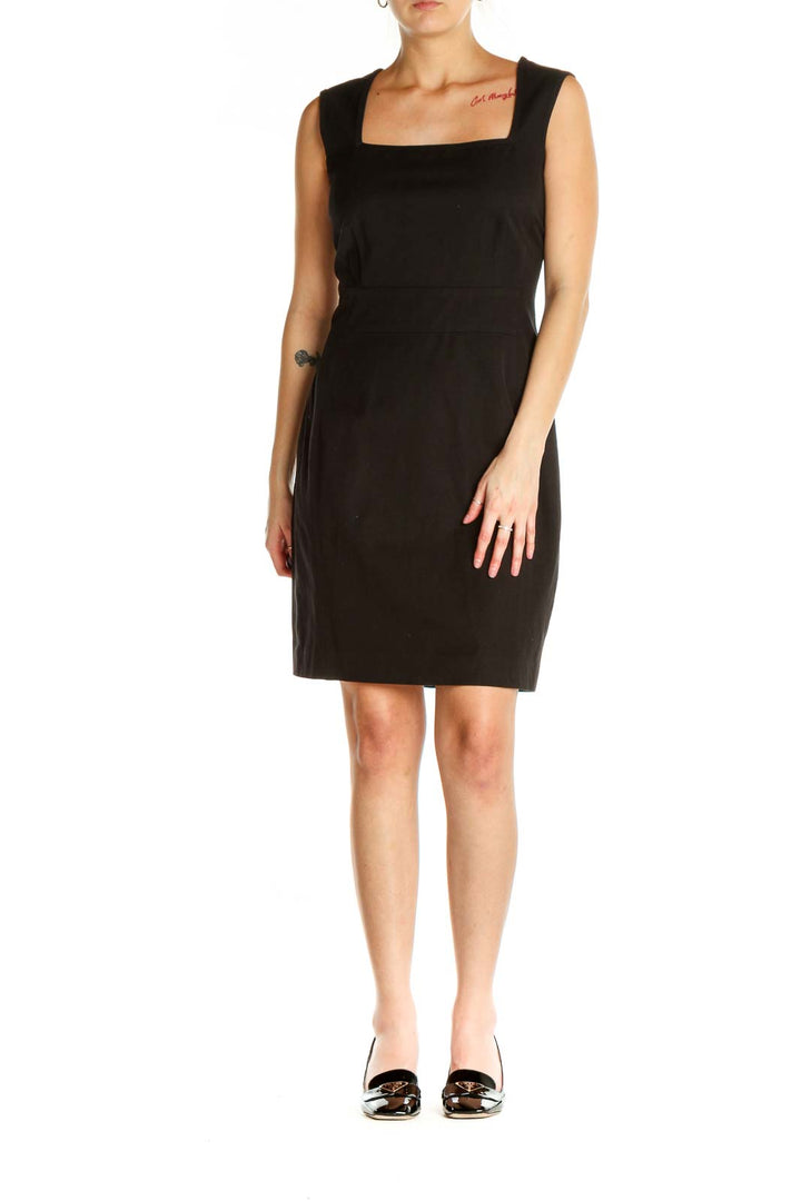 Black Solid Classic Sheath Dress