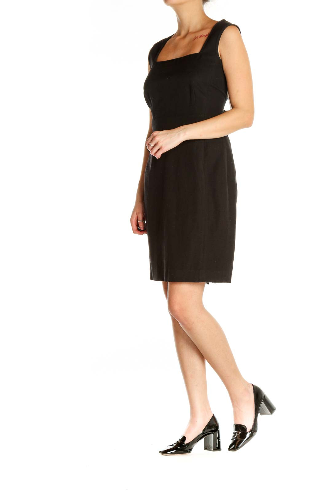 Black Solid Classic Sheath Dress