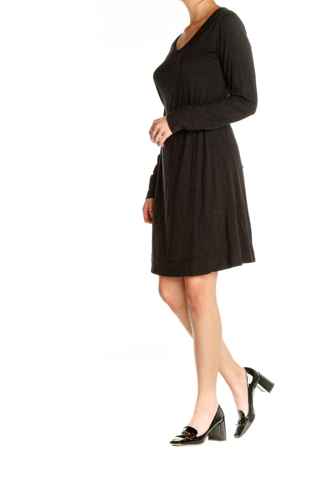 Black Solid Classic Sheath Dress