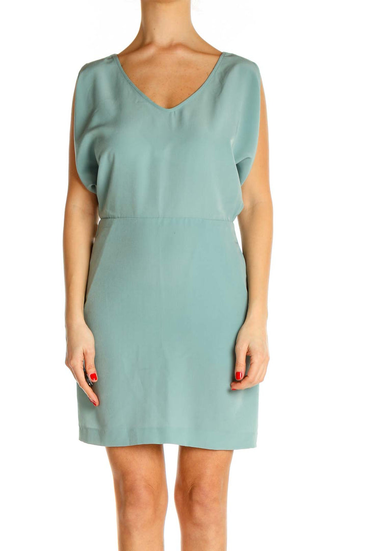 Blue Solid Classic Sheath Dress