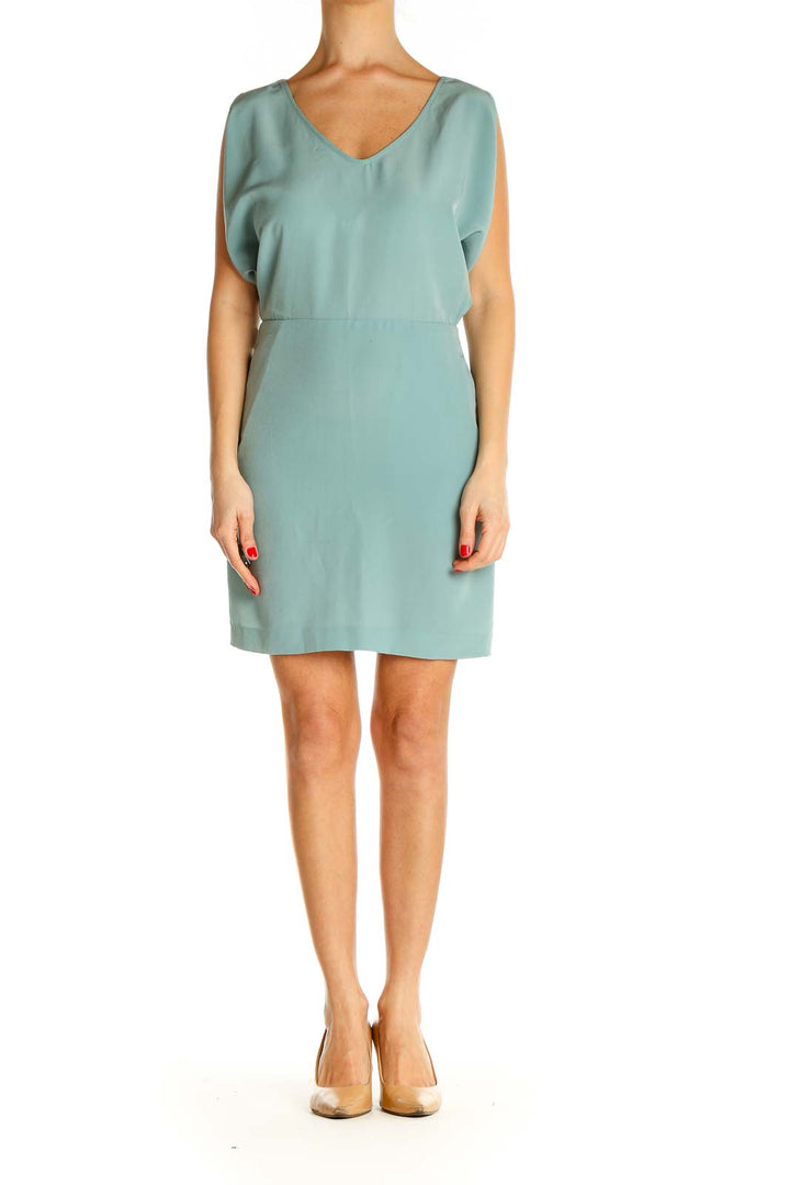 Blue Solid Classic Sheath Dress