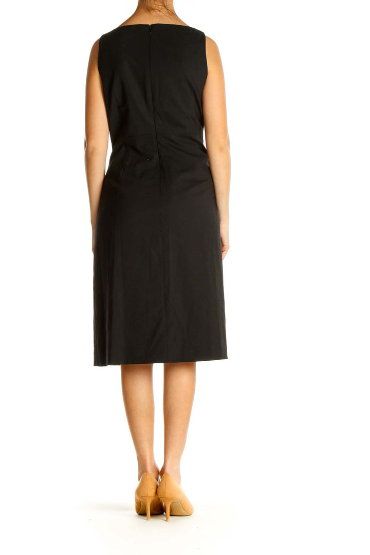 Black Solid Classic Sheath Dress